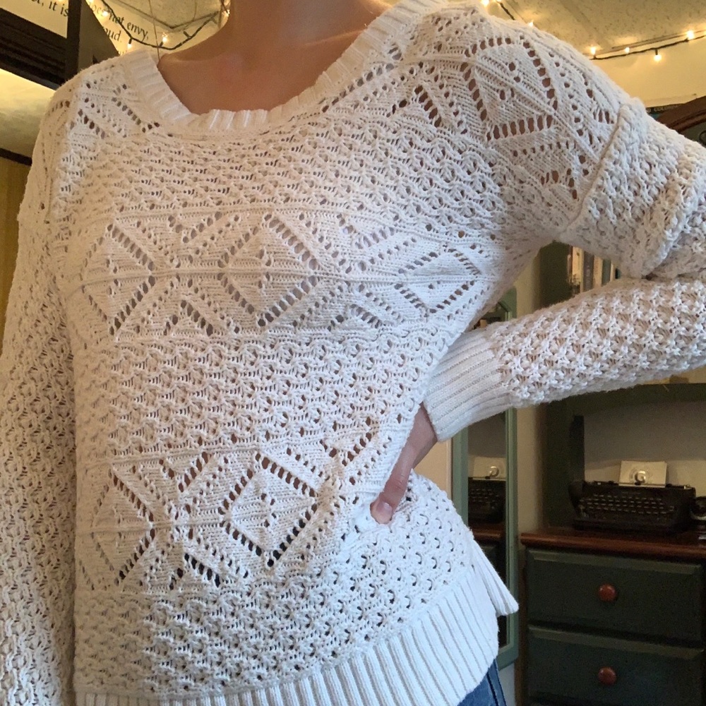 Cream American Eagle Sweater